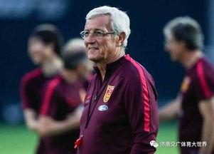 青岛球员爆料新闻报道最新,球队现状及背后故事大揭秘！”